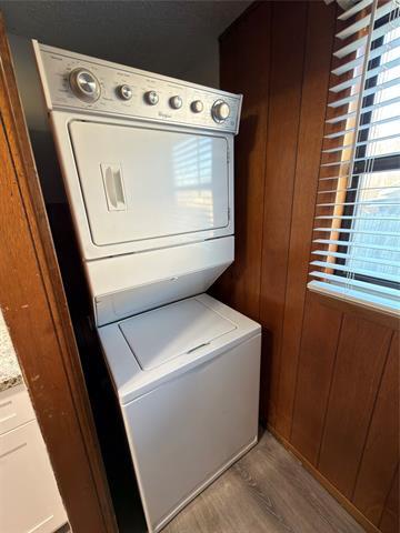 Building Photo - 2426 May Ln