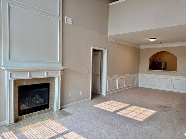 Building Photo - 484 Grayson Way