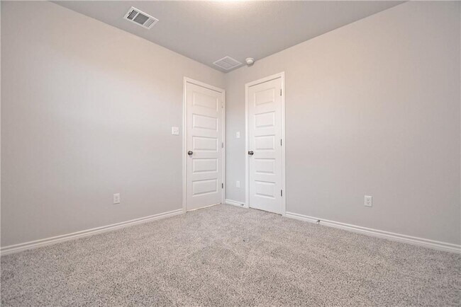 Building Photo - 1724 Fountain Bridge Dr