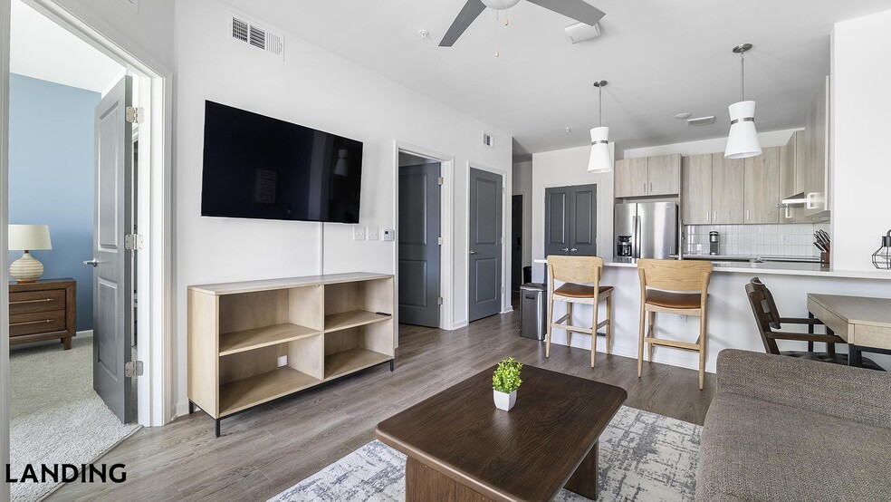 Building Photo - 2800 Milan Ct