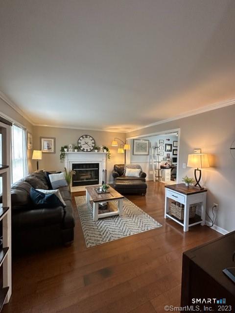 Building Photo - 209 Deerfield Ridge Dr