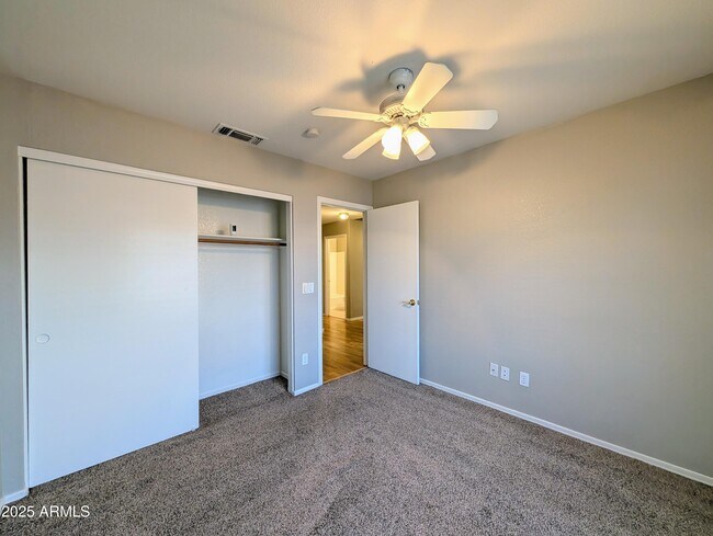 Building Photo - 8639 W Fullam St