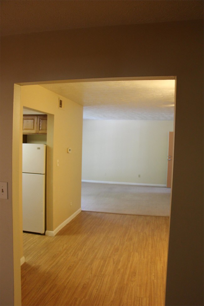Building Photo - 3939 Wilma Ct