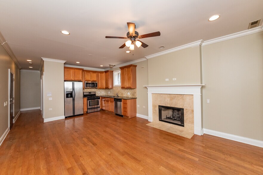 Building Photo - 6217 S Kimbark Ave