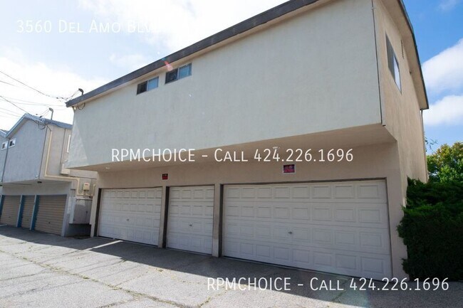 Building Photo - 3560 Del Amo Blvd