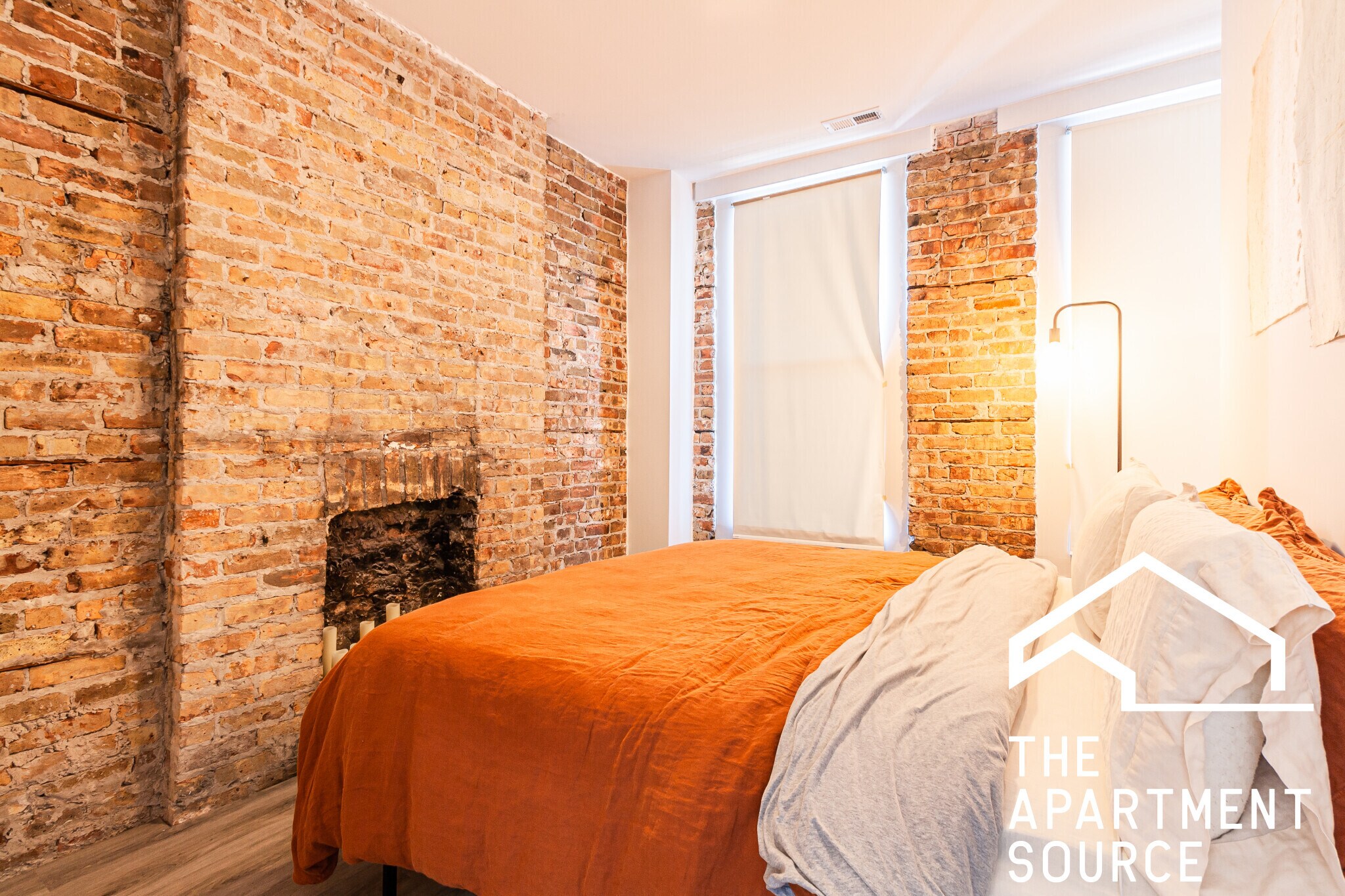 Building Photo - 2743 W Division St