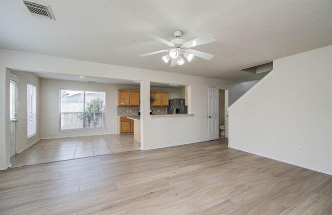 Building Photo - 12026 Parkers Hideaway Dr