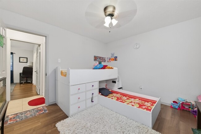 Building Photo - 10423 Permian Dr