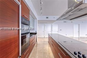 Building Photo - 1830 S Ocean Dr