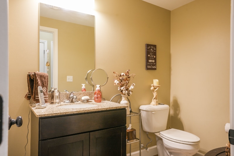 Building Photo - 117 S Beckman Dr