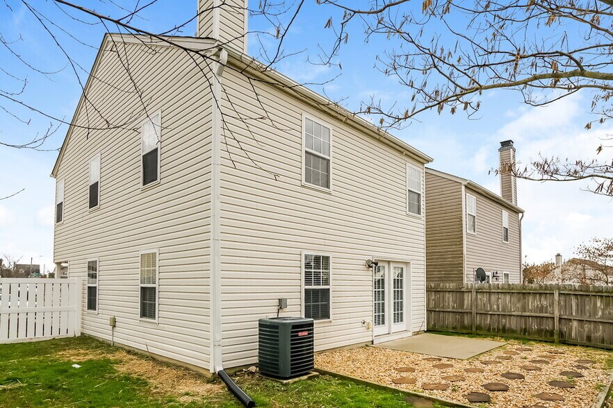 Building Photo - 7205 Brighton Hill Ln