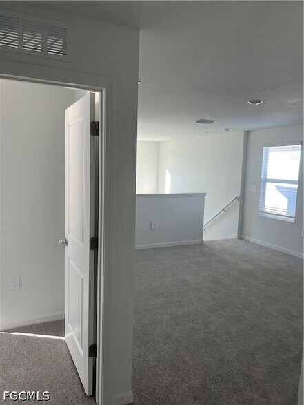 Building Photo - 11808 Cloverly Ln