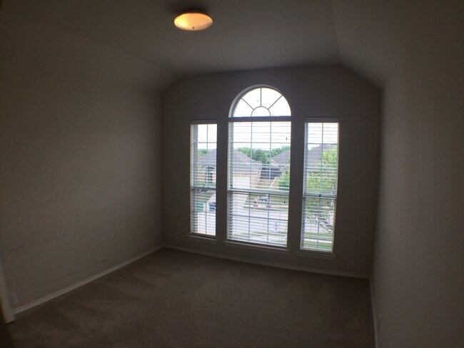 Building Photo - Huge Corner Lot in McKinney!