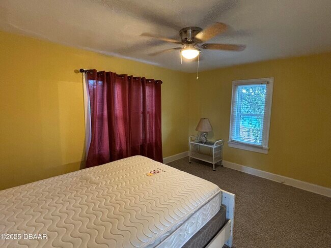 Building Photo - 528 Bostwick Ave