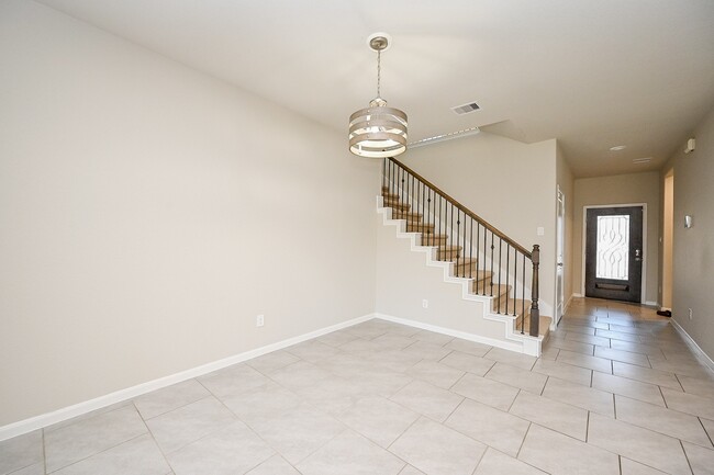 Building Photo - 7534 Flintrock Hollow Trail