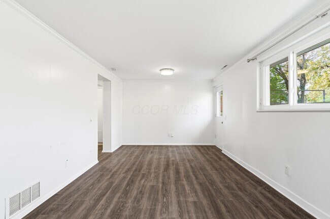 Building Photo - 6479 Karl Rd