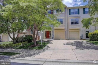 Building Photo - 2512 Stow Ct