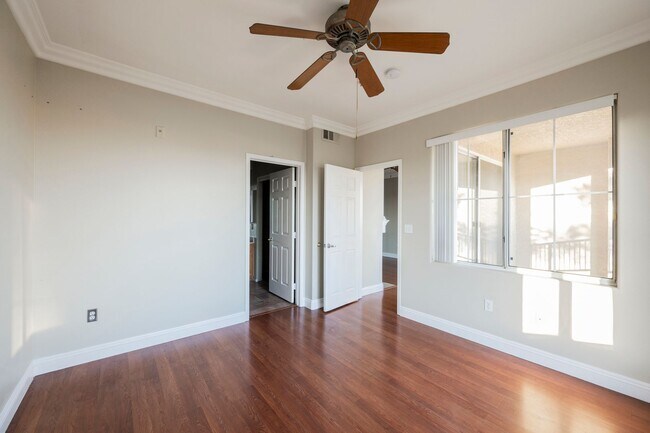 Building Photo - 7189 S Durango Dr