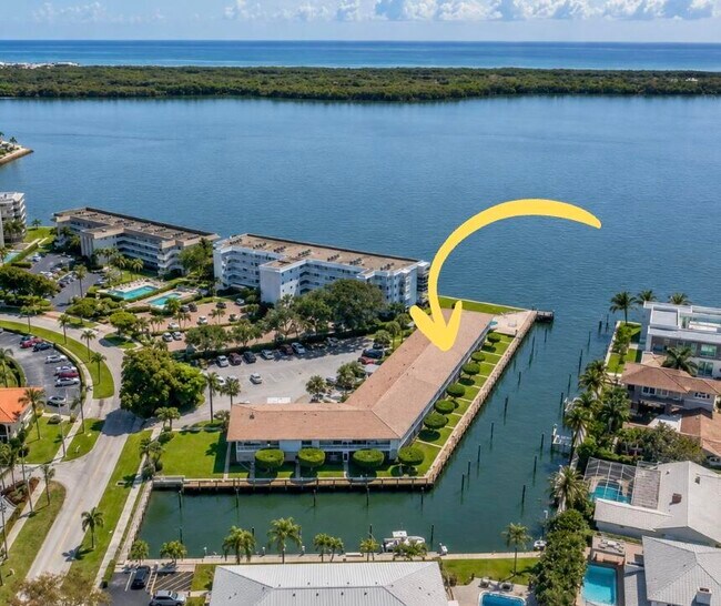 Building Photo - 68 Yacht Club Dr