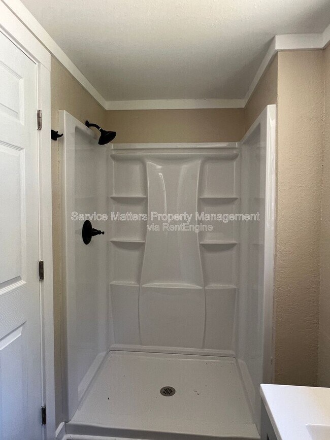 Building Photo - 1922 W Gregory St