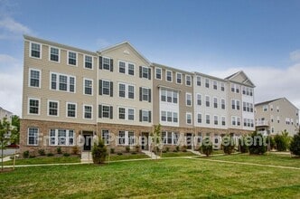 Building Photo - 14894 Mason Creek Cir