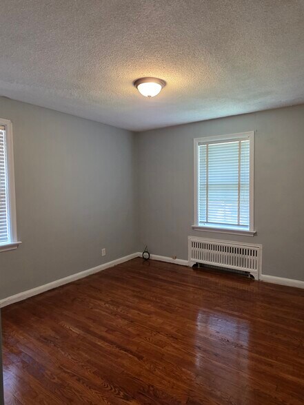 Building Photo - 8241 Delmar Blvd