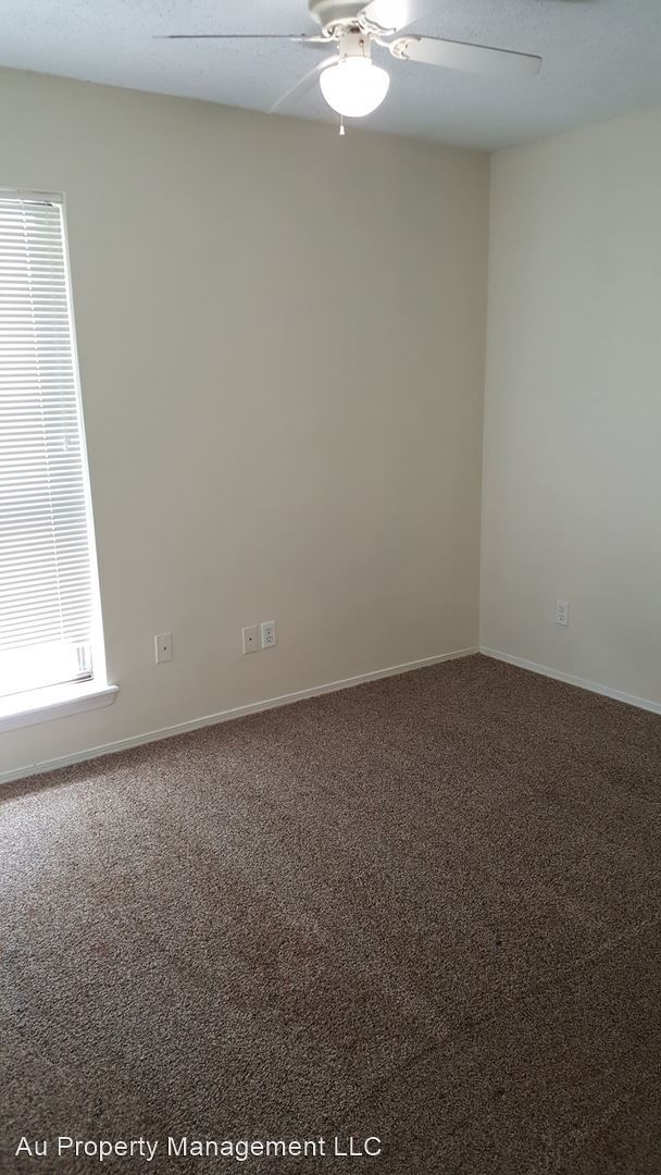 Building Photo - 3 br, 2 bath House - #15 Cherrywood Square