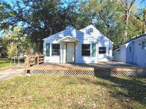 Building Photo - 112 Hazel Ct