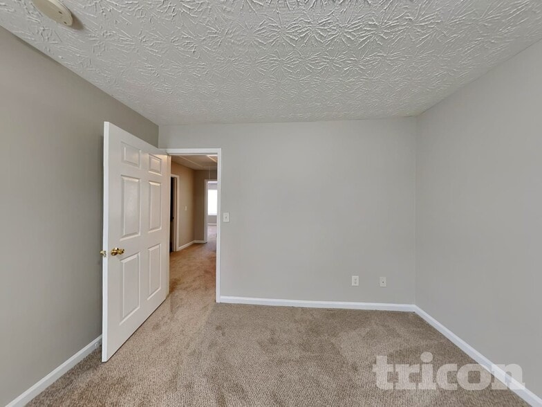 Building Photo - 2277 Kilgore Ln