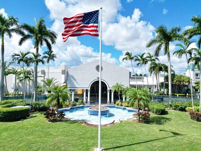 Building Photo - 9734 Harbour Lake Cir