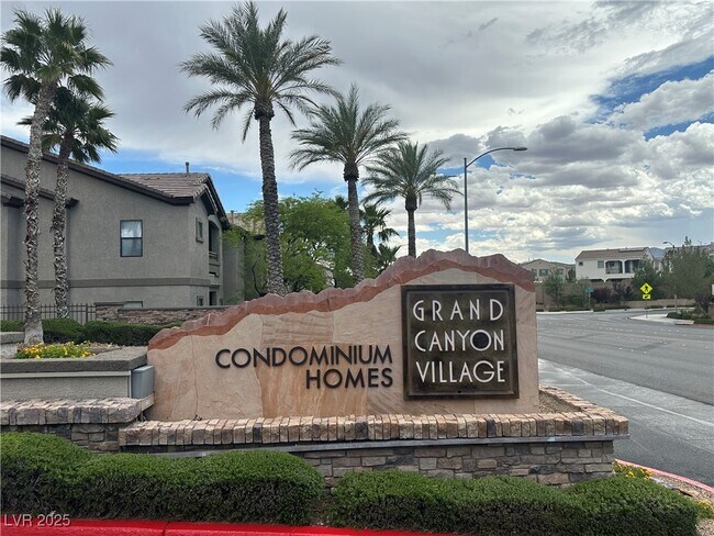 Building Photo - 8250 N Grand Canyon Dr