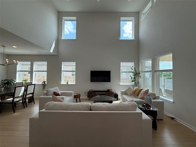 Building Photo - 437 Leeward Pass