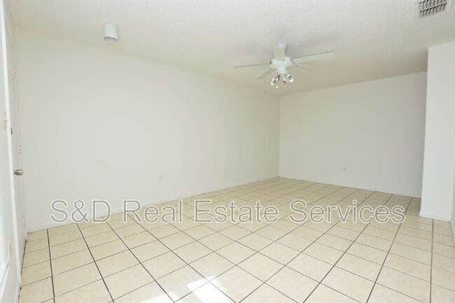 Building Photo - 1019 Buccaneer Dr