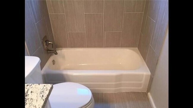 Building Photo - 311 Sheraton Ave