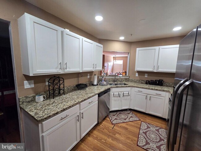 Building Photo - 10544 Catalina Pl