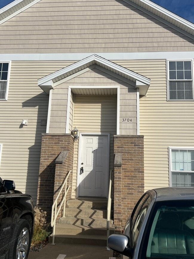 Building Photo - 3704 Balcary Bay