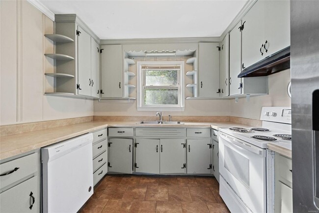 Building Photo - Charming 3 Bed/2 Bath Home in Montgomery - $1650/mo