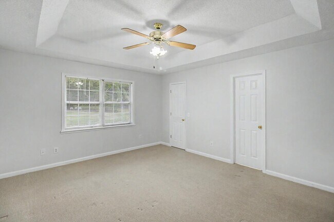 Building Photo - 340 McCumber Dr