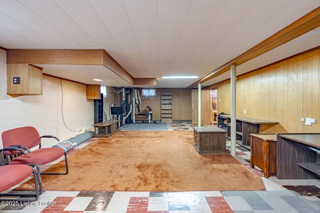 Building Photo - 4305 Darbrook Rd