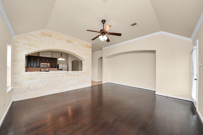 Building Photo - 2527 Horned Owl Dr