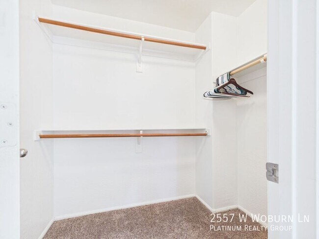 Building Photo - 2557 W Woburn Ln