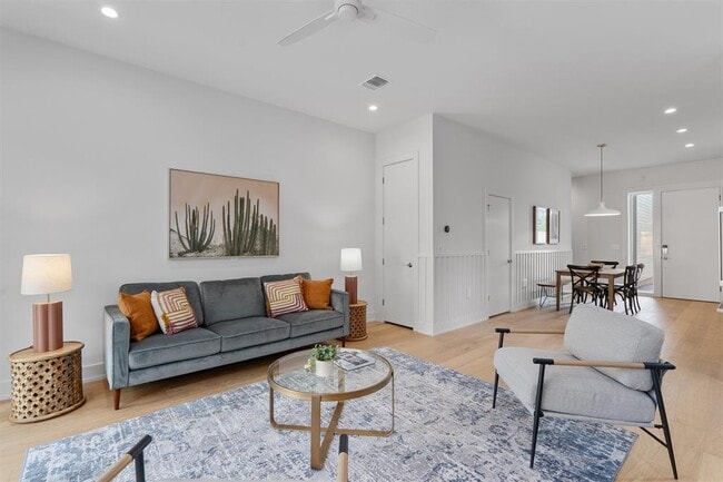 Building Photo - 2611 Wilson St