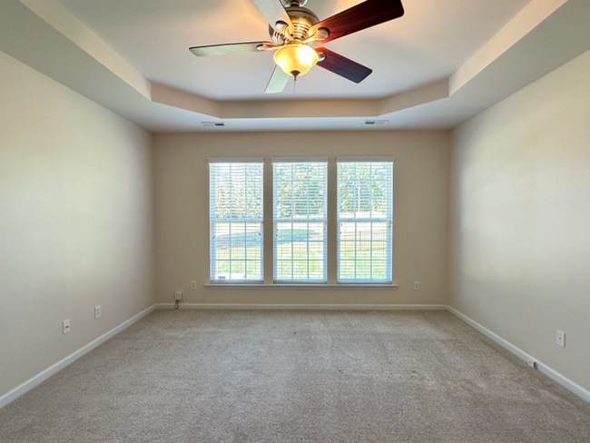 Building Photo - Charming Wakefield Home with First-Floor B...