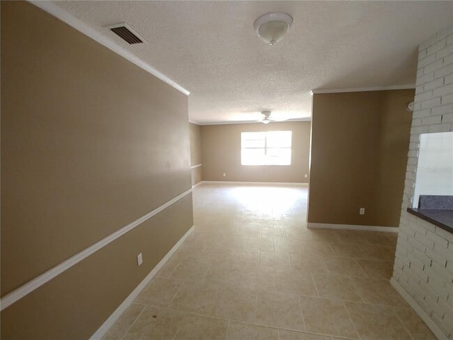 Building Photo - 190 N Bobwhite Point