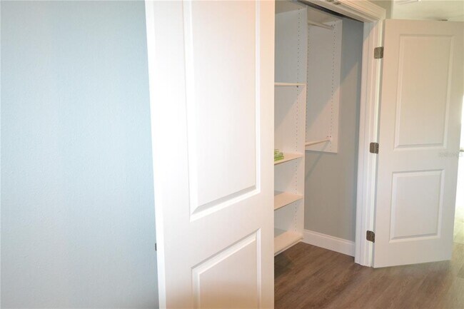Building Photo - 281 Diogenes St