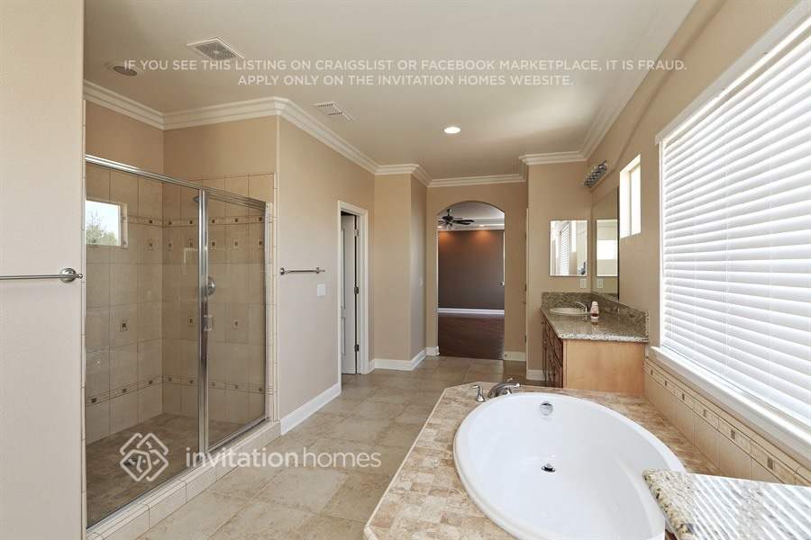Building Photo - 9569 Calibra Ln