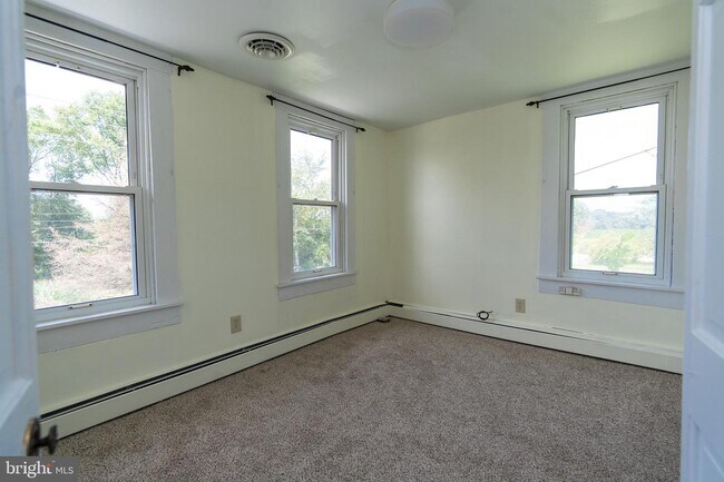 Building Photo - 4635-4637 Norrisville Rd