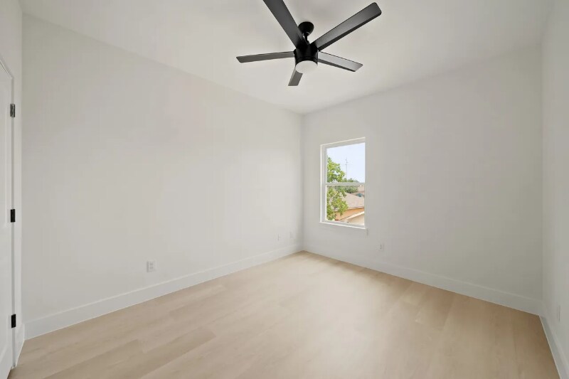 Building Photo - 8131 Woodward St