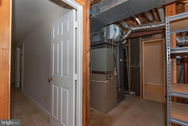 Building Photo - 8029 Folkstone Rd