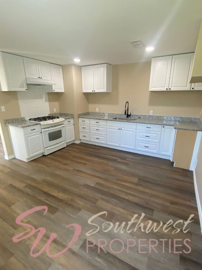 Building Photo - Newly Renovated 3 Bed / 2 Bath – Just 1 Mile from Tarleton!